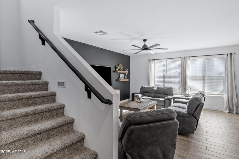 14233 W Cottontail Ln-9