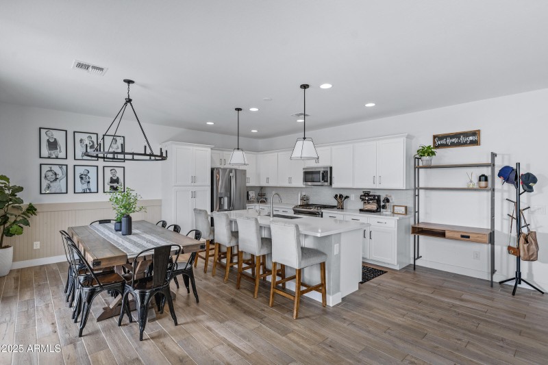 14233 W Cottontail Ln-13