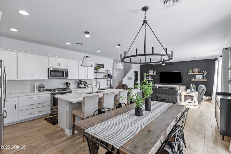 14233 W Cottontail Ln-15