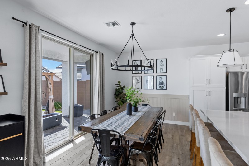 14233 W Cottontail Ln-18