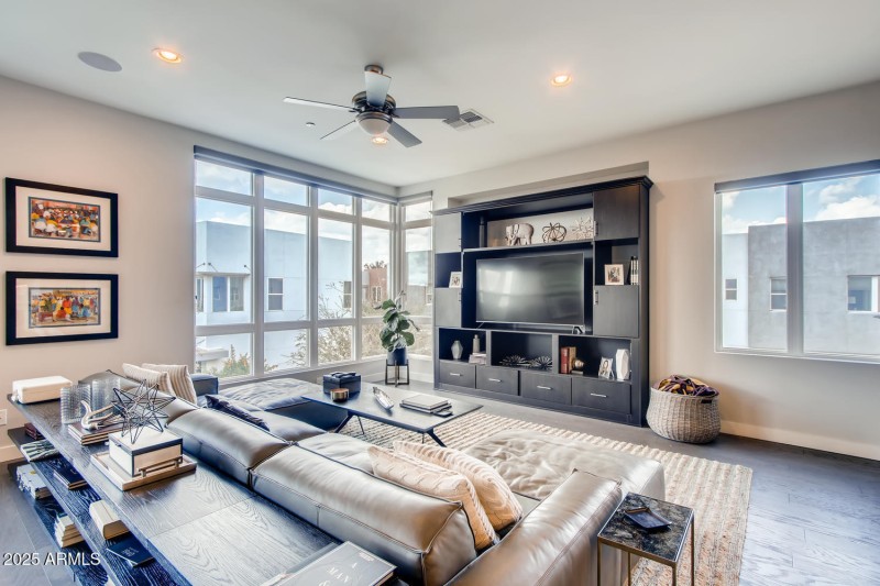 9001 E San Victor Dr 2019-large-007-011-