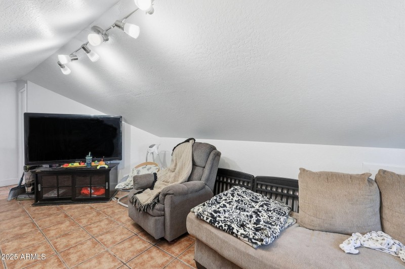 33-web-or-mls-031_ListerPros