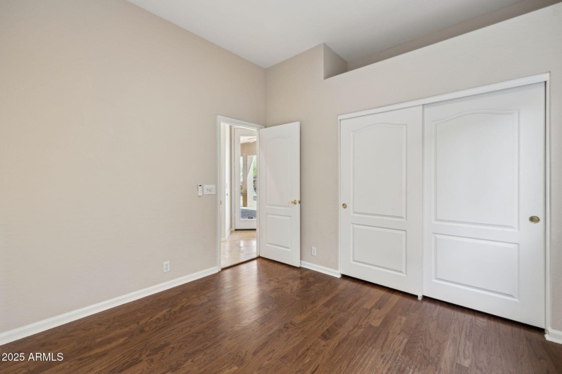 26-web-or-mls-13945-e-gail-rd