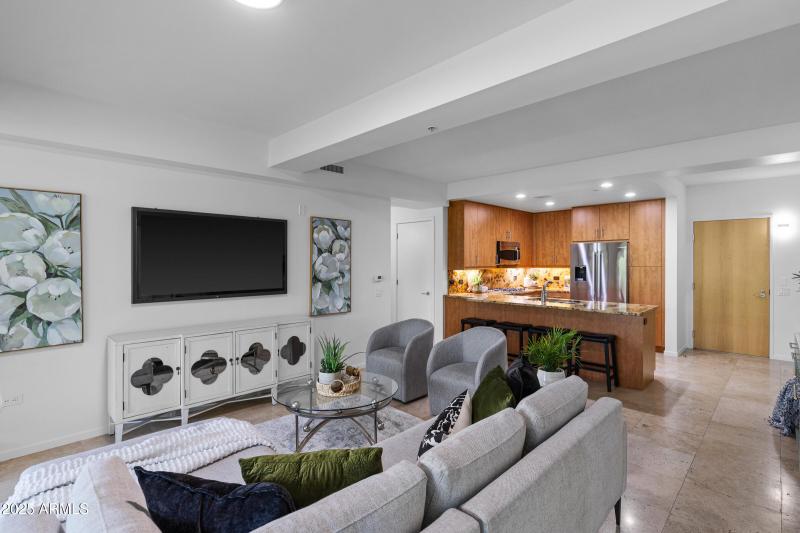 7131 E Rancho Vista Dr #4007-2