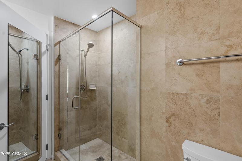 7131 E Rancho Vista Dr #4007-15