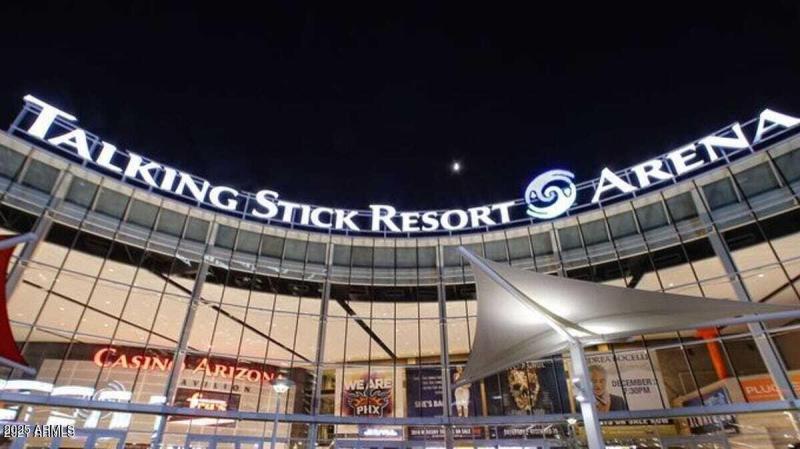 0029 Talking Stick Arena