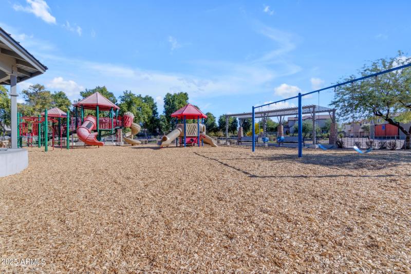 10_004_a4m_community