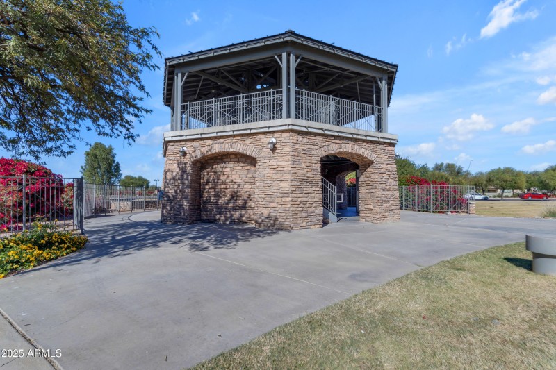 43_028_a4m_community