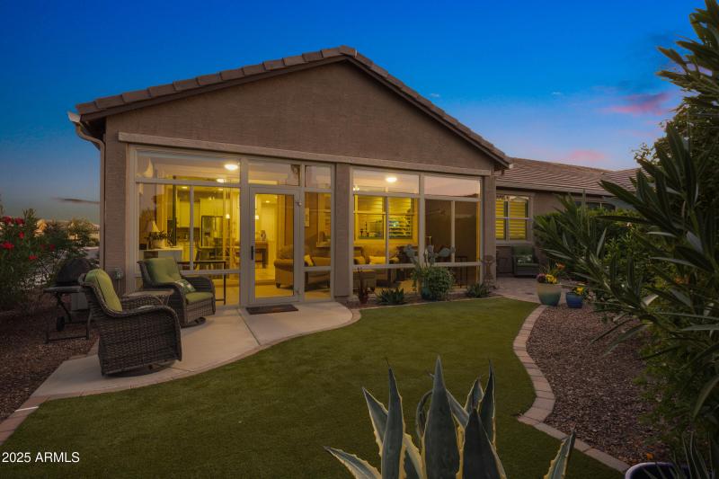 41574 W Summer Wind Way-40