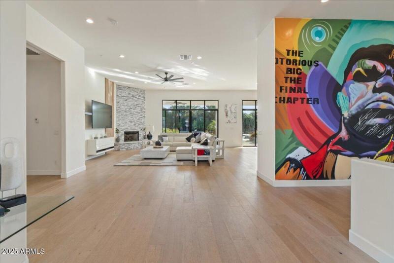 018-Entry and Living Room