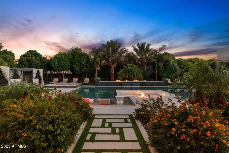 090-Back yard and pool twilight