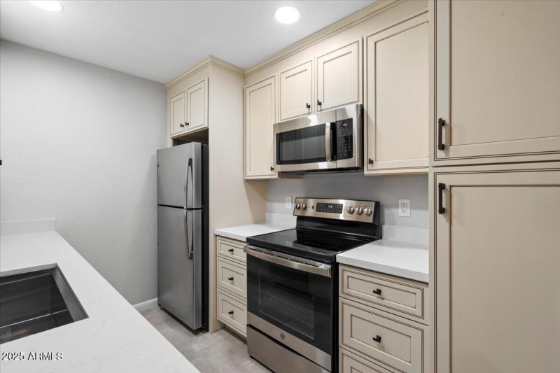 Winfield Place Kitchen 3