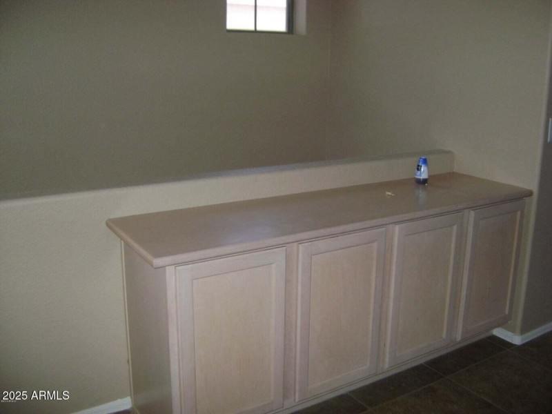 20130820160216663793000000-o