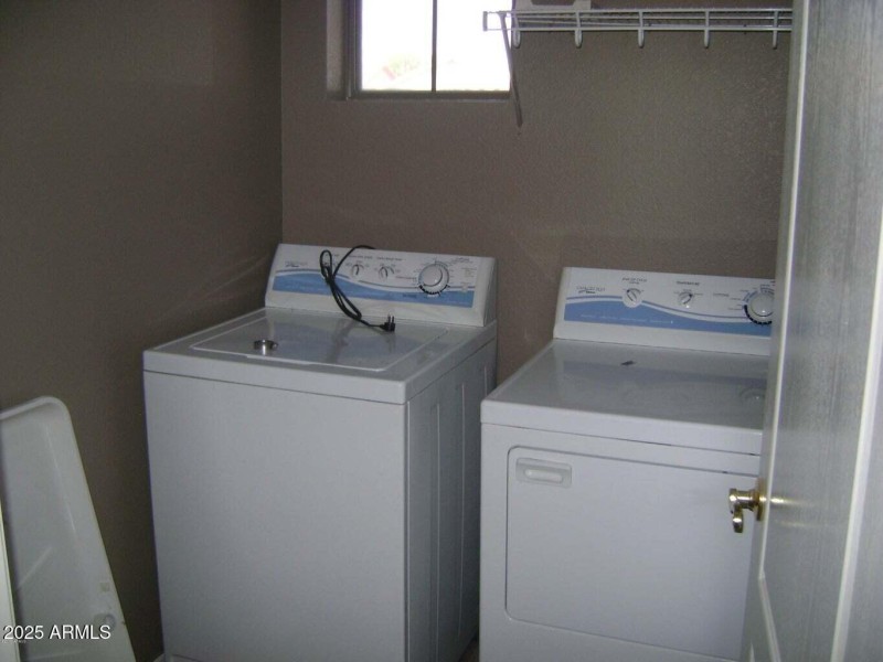 20130820160322943669000000-o