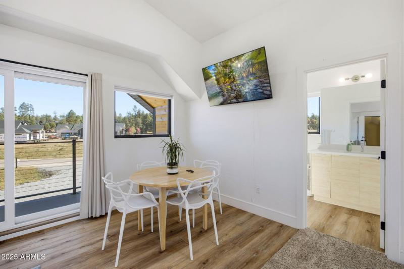 Guest Quarters Dining