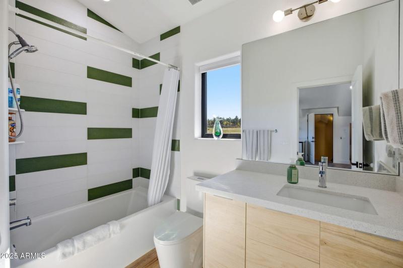 Guest Quarters Bathroom