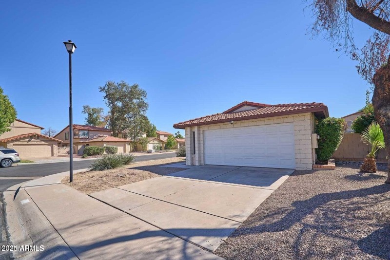 20211029145002647003000000-o