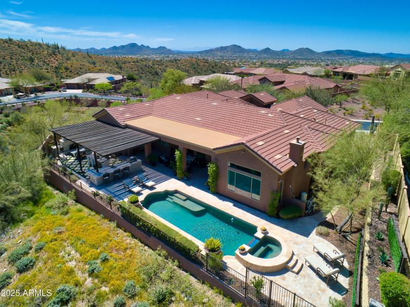 2424 W Shinnecock Ct