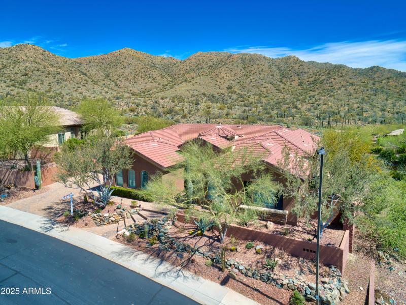 2424 W Shinnecock Ct