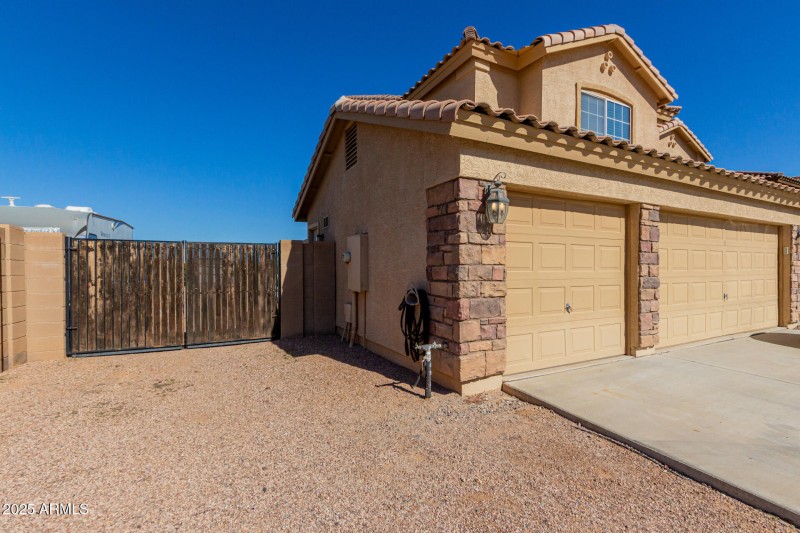 Front view of RV gate
