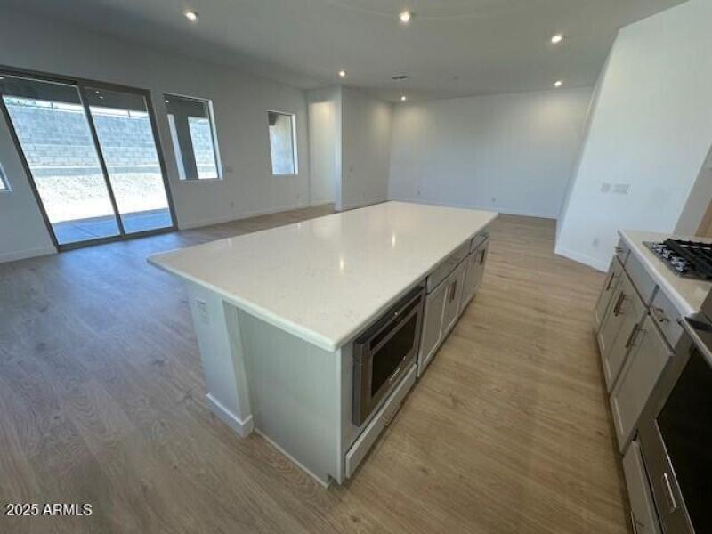 Sanc Lot 22 - Kitchen 4