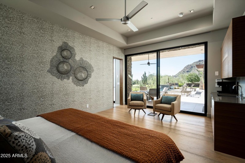 Junior primary suite view