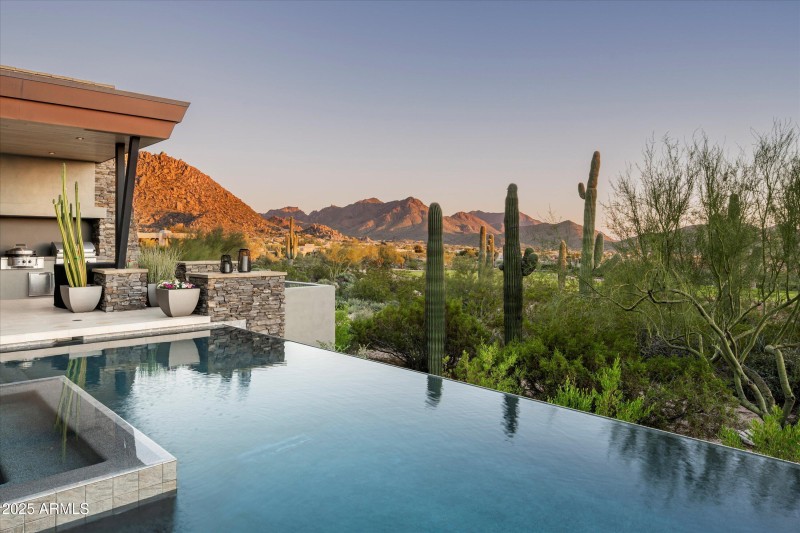 Reverse sunset mountain views