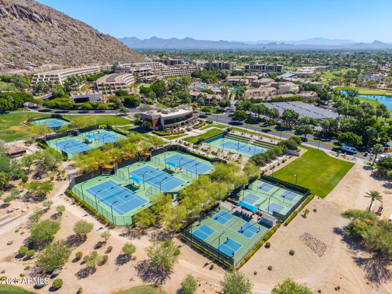 19 - Camelback Ridge