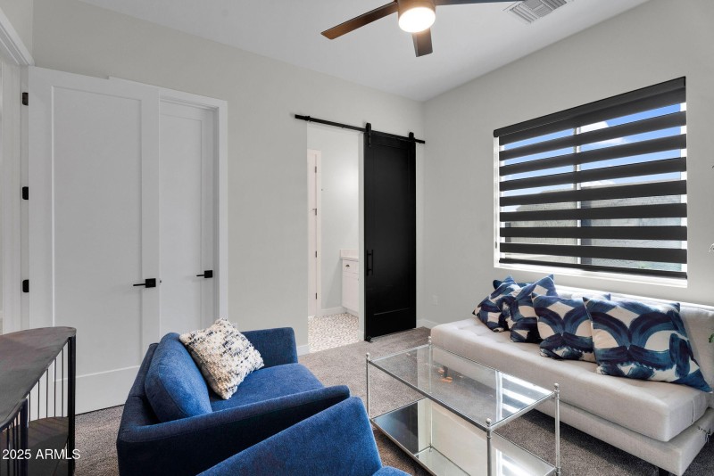 25-web-or-mls-4072 E Weston Ln -40