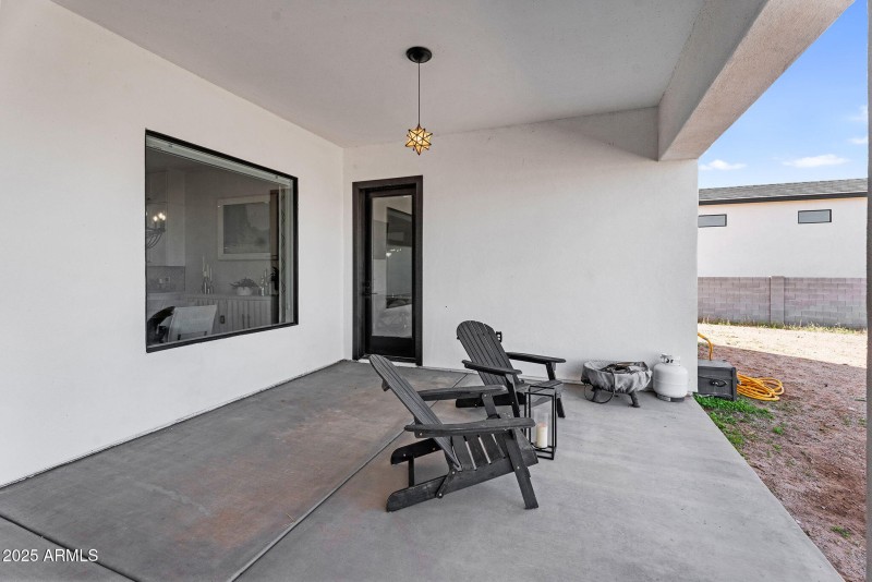 82-web-or-mls-4072 E Weston Ln -66