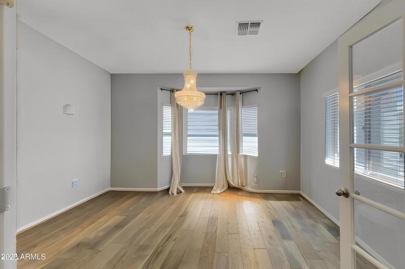 20251101041807099506000000-o - Furniture