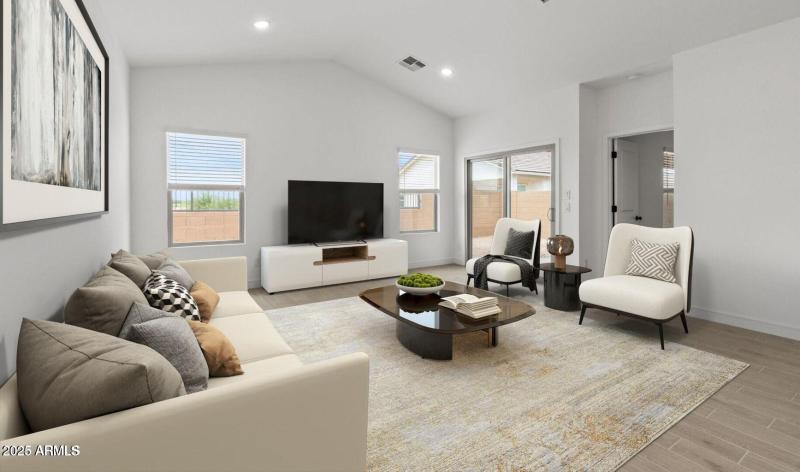 20250923212431811951000000-o