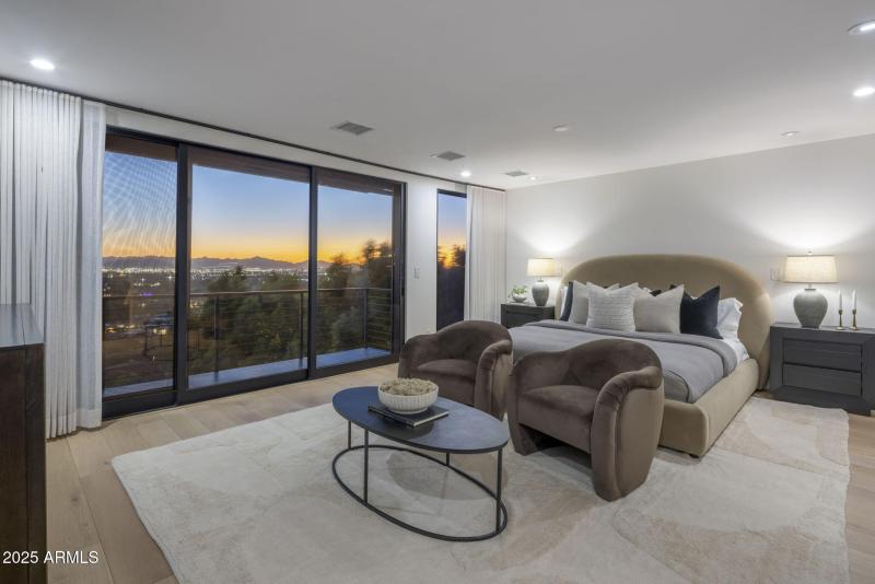 Valle Vista Hillside