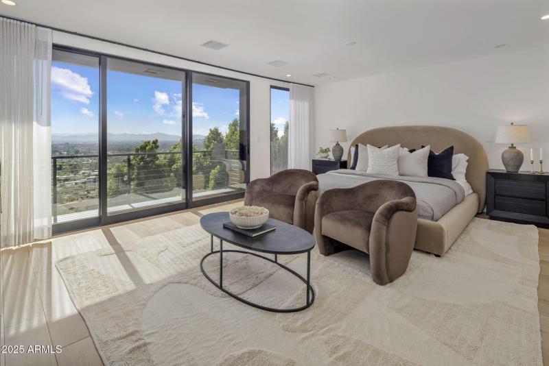 Valle Vista Hillside