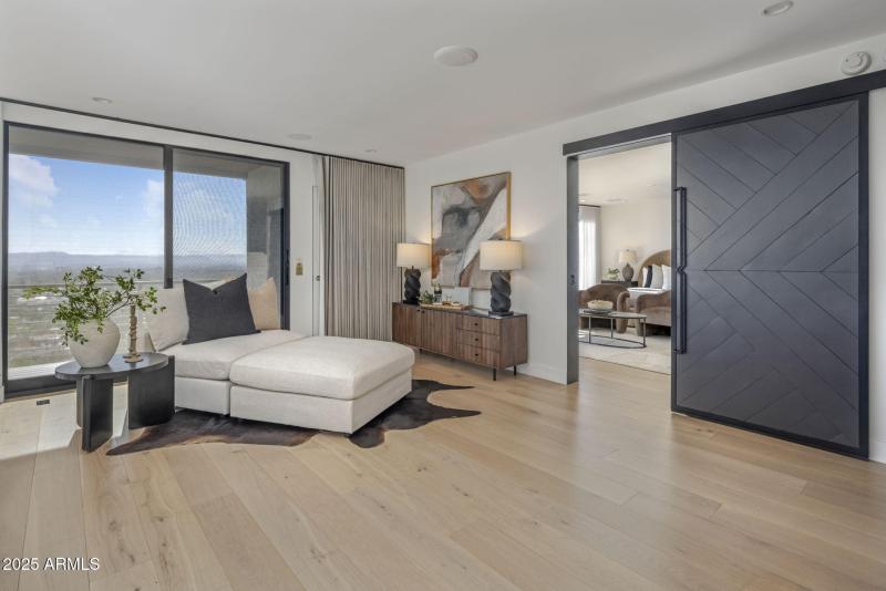 Valle Vista Hillside