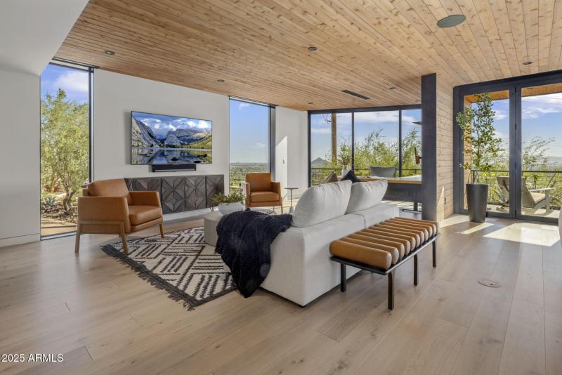 Valle Vista Hillside