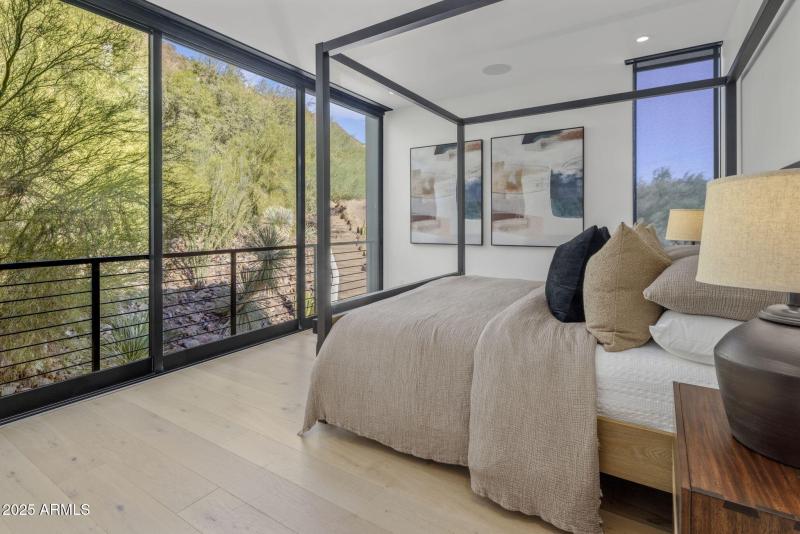 Valle Vista Hillside