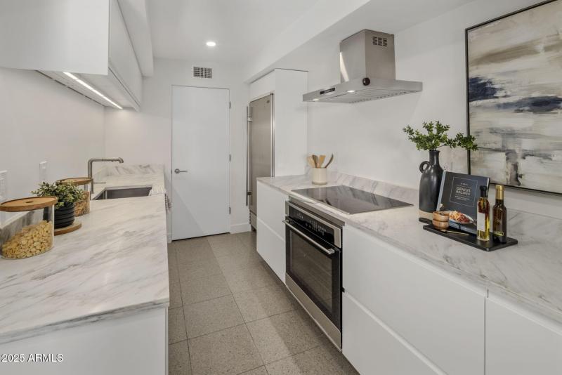 Valle Vista Hillside