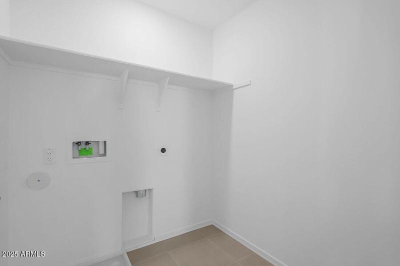 14617 W Sand Hills Rd - Ready Now!