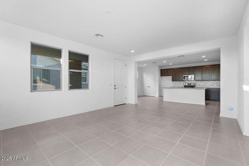 14617 W Sand Hills Rd - Ready Now!