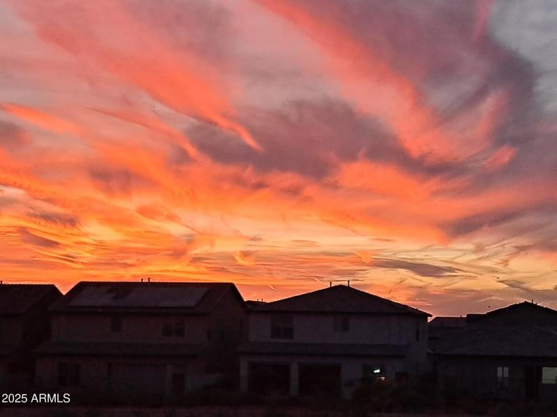 <><><><><><><><><><>