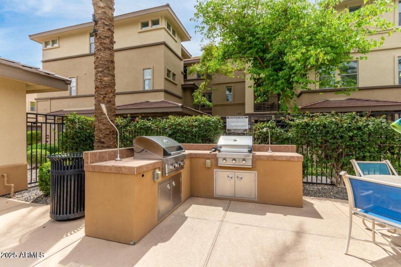 <><><><><><><><><><>