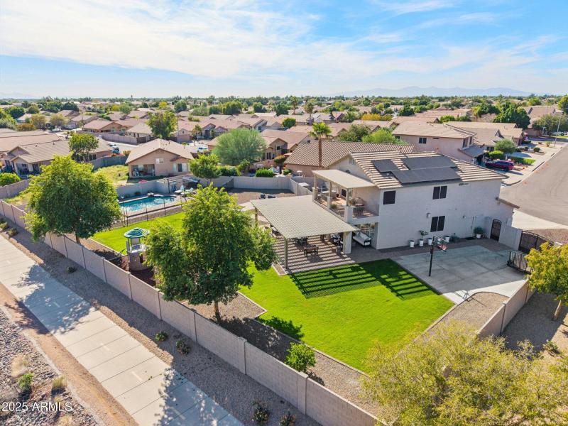 71-web-or-mls-N 76th Dr-S0111-069