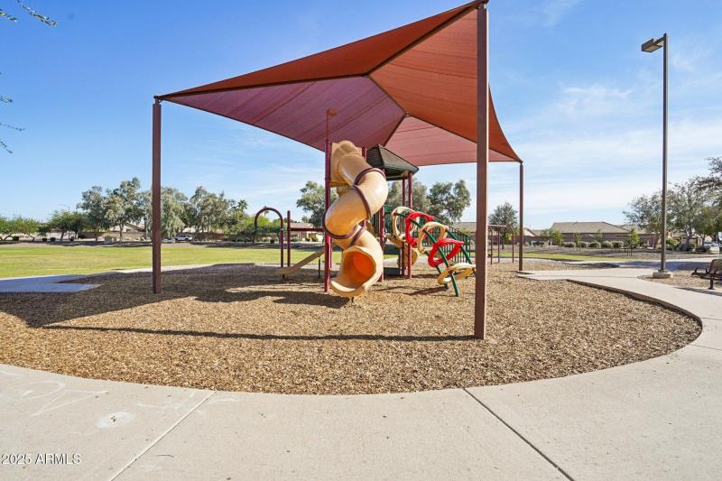 87-web-or-mls-N 76th Dr-0111-905