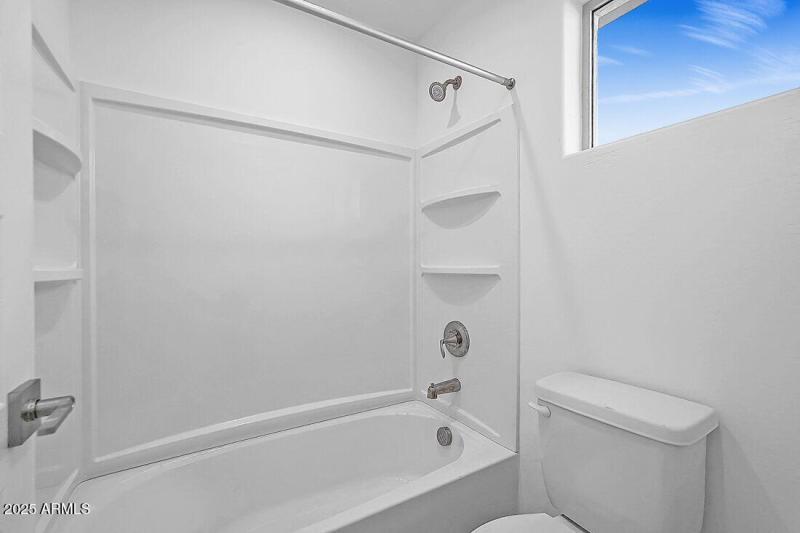 14615 W Sand Hills Rd ~ Ready Now!