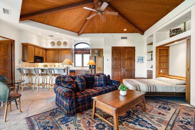 Detached Guest House