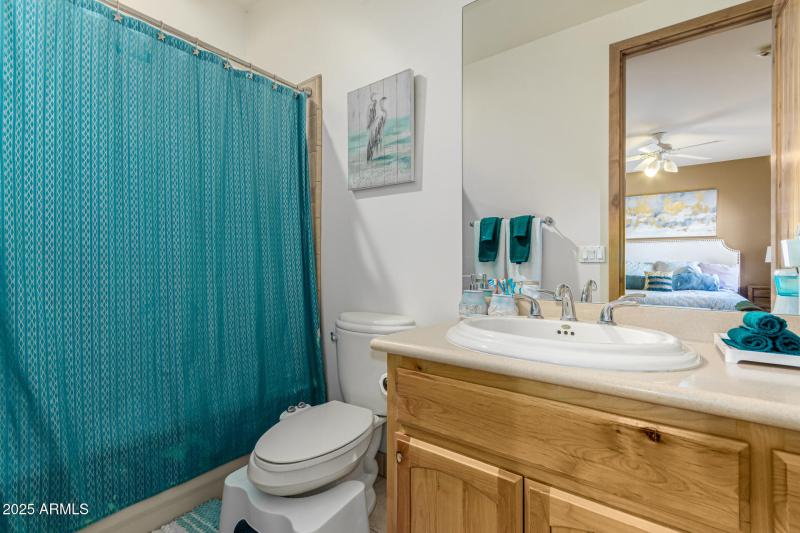 Guest Room 3 Bathroom