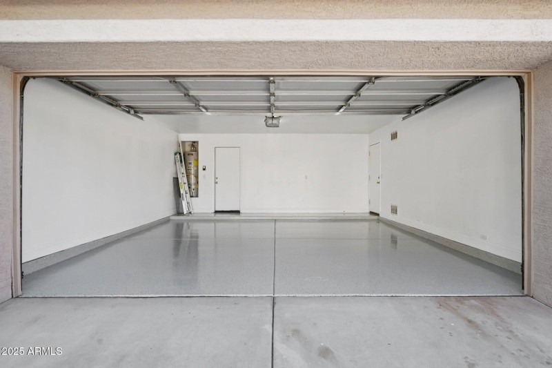 25-web-or-mls-W Yucatan Dr-S0211-025