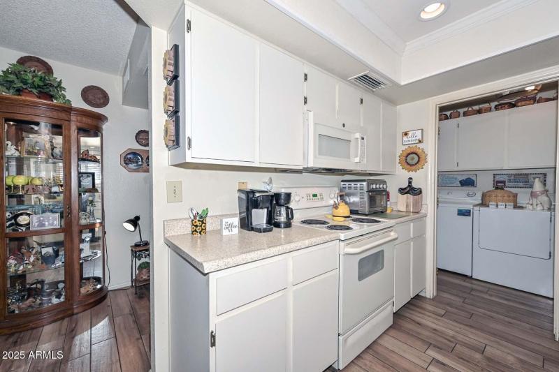 Kitchen-Laundry Room