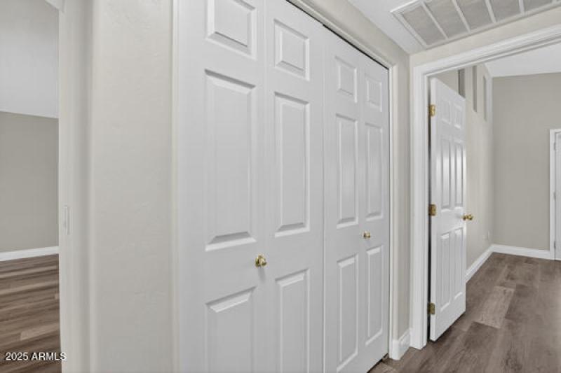 134065095456879304_134065095346312775_09